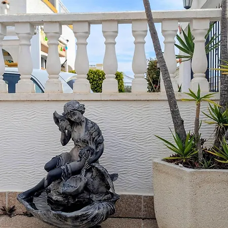 Casa vacanze 3-bed Dream Hills Townhouse With Com Pool Dh547 *